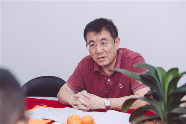 化學(xué)工業(yè)職業(yè)技能鑒定指導(dǎo)中心劉主任蒞臨錦鵬做指導(dǎo)工作(圖5)